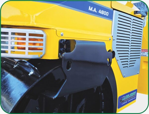 MAMUTE AUTO 4800 - Rolo Compactador Autopropulsado - Imagem 5